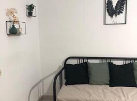 Piso los franchutes, hotel v destinaci Cabra