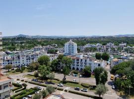 LAMAR SUITES Seafront Apartments, feriebolig i Misano Adriatico