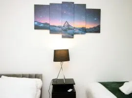 Spacious 5 Bedroom Apartment In Swansea
