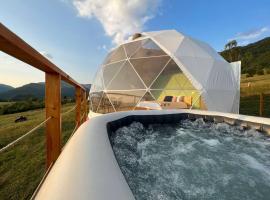 Starry Dome - Manta's Retreat Glamping Cornereva &ndash; luksusowy kemping 
