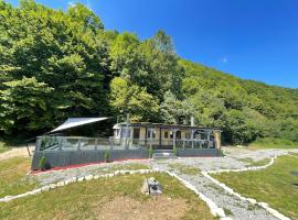 Riverside Caravan, hotel em Valea Drăganului