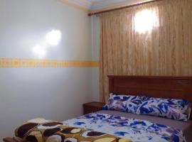 Private appartement in the centre of Taghazout, hospedaje de playa en Taghazout