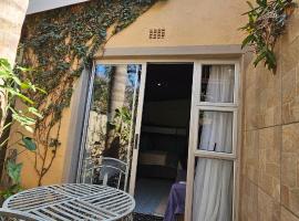 Old Vic Travellers Inn Nelspruit, Hotel in Mbombela