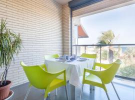 Confortable Beach Appartment with Views to the Sea, hotel in Puzol