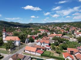 Apartmani Filipović, Hotel in Vrdnik