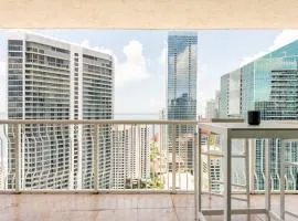Brickell Center w/City & Bay View + FREE Parking!