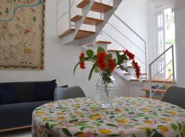 Casa Sorrentina Holiday, apartment in Vico Equense