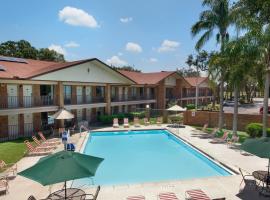 Ramada by Wyndham Temple Terrace/Tampa North, hotell i Tampa