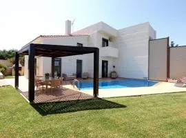 VILLA ROTUNDA B