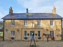 The Queens Arms, hotel in Sherborne