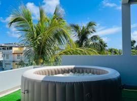 Blissful Villa, hotel with hot tubs in Grand Baie