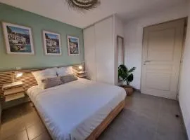 L'Appartement Ensoleillé, WIFI-Clim-Gare-Terrasse