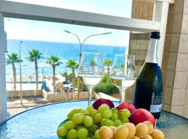 Sea breeze, vakantiewoning aan het strand in Bat Yam