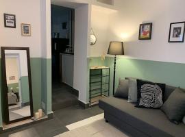 "CITY CENTER 10Stars"- Casetta Matteotti- Feel like HOME, hotel in Civitavecchia