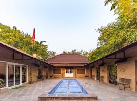 Vanaashrya Resort and Spa Sariska, hotel u gradu Tehla