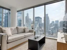 Loop 2br w gym playroom pool close to L CHI-960