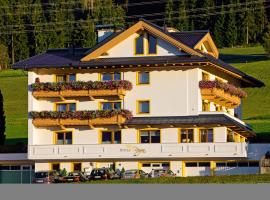 Hotel Garni Regina, hotell i Weerberg