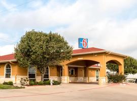 Motel 6 Alvarado TX, hotel v destinaci Alvarado