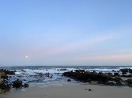 The Clarence in Betty's Bay, apartment in Bettyʼs Bay