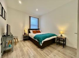 Dunamis Staycation 5, hostel in Croydon