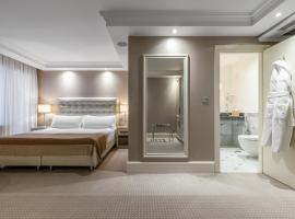 Khreschatyk Hotel: Kiev'de bir otel