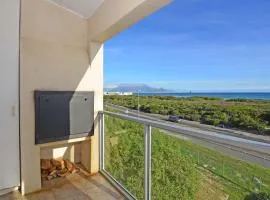 Lovely 2 bedroom Ocean Lookout