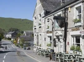 Bulls Head, Castleton