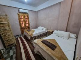 quiet home, hotell i Siwa