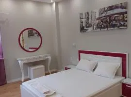 Апартамент Pink & Blue - 2BDR with Balcony - Wi-Fi