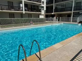 LE COSY avec piscine, balcon et parking