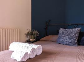 Cottage immerso nel vigneto, hotel in Caltagirone