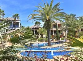 Monaco - Easy beach access dogs welcome gated community large pool