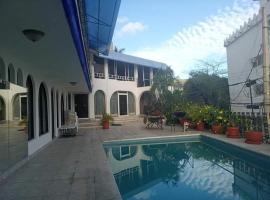 Casa Privada con alberca, hotel in Acapulco