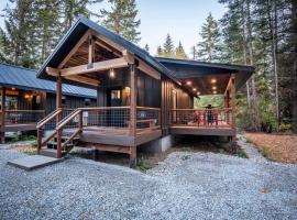 레번워스에 위치한 빌라 Ski Chalet A cozy little cabin in the woods near Lake Wenatchee