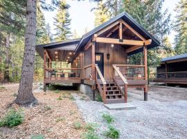 Bear Den a Cozy 1 Bedroom tiny Cabin near Lake Wenatchee, hotel a Leavenworth