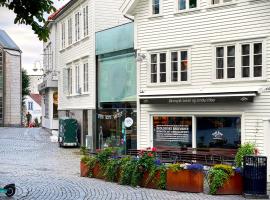 Charming Rooftop Apartment in Heart of Stavanger, hotell med parkering i Stavanger