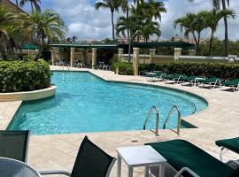 Carey Beach Villa, hotel sa Humacao