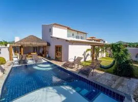 Casa com piscina 4 suites Bosque de Geriba