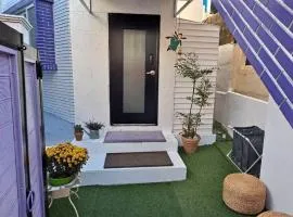 Dongpirang Purple House 1