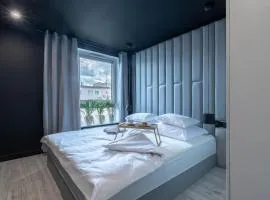 Modern Black Spot