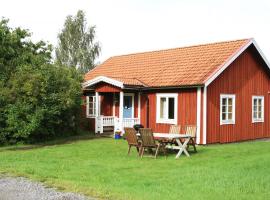 Nice cottage in Sannahult, Urshult, hotel in Urshult
