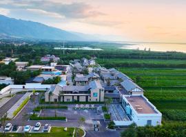 Yuncheng Yunxi Furusato-Banma Resort, hotel i Yuncheng