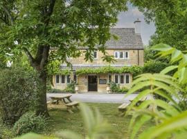 The Vines Hotel, inn in Alvescot