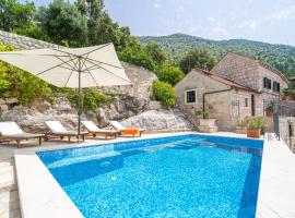 Holiday Home Majkovi, ξενοδοχείο σε Slano