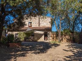 Poggio al Mandorlo, hotel with jacuzzis in Greve in Chianti