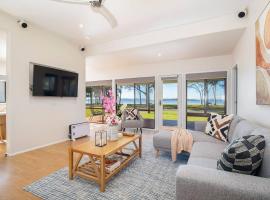 'Swan Cottage' Port Stephens Waterfront Solace, villa i New South Wales 