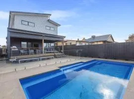 Contemporary Coastal Escape with Sparkling Pool