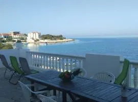 Kanica seaside apartment Roko 10 m from sea