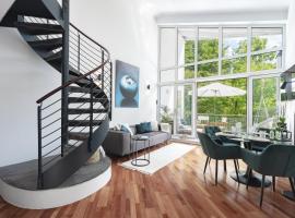 Blueberry Living - Design Loft nahe München - Dachterrasse - S-Bahn, хотел с паркинг в Гаутинг