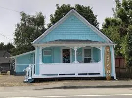Surf's Up - Adorable cottage in town